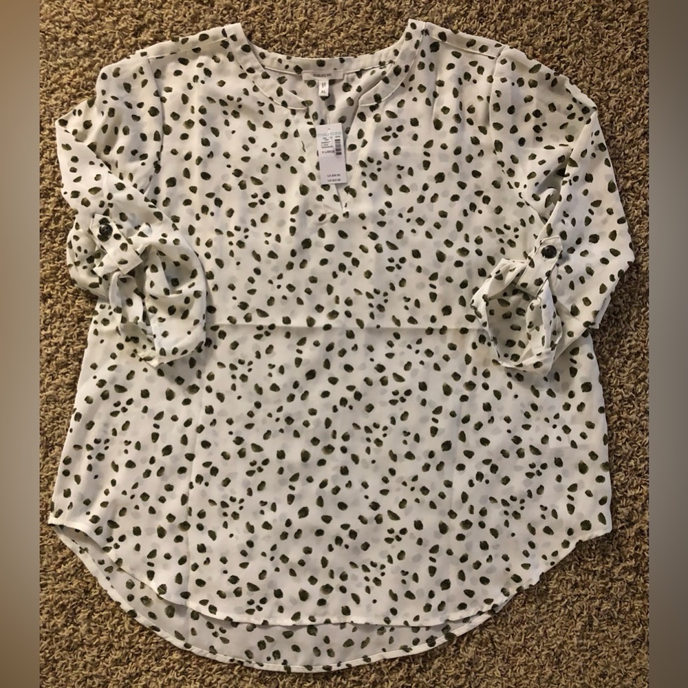 New with tags Maurices top - Size XL